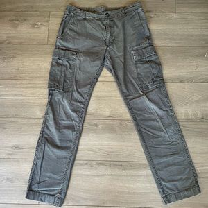 grey old navy cargo pants